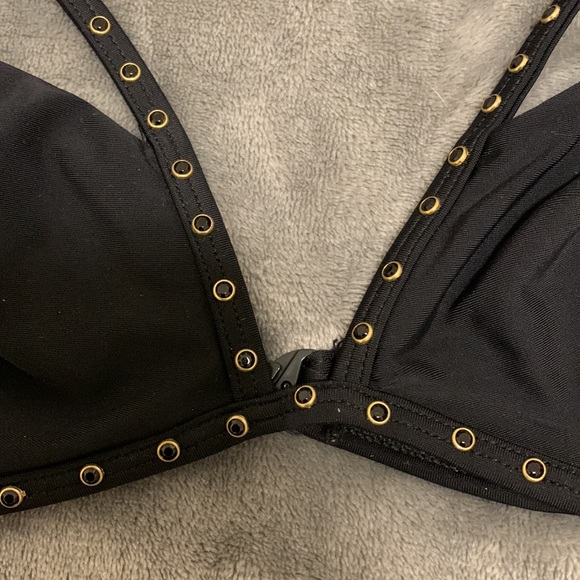 👙 ASOS Metal Rivets Bikini black top - Picture 3 of 5